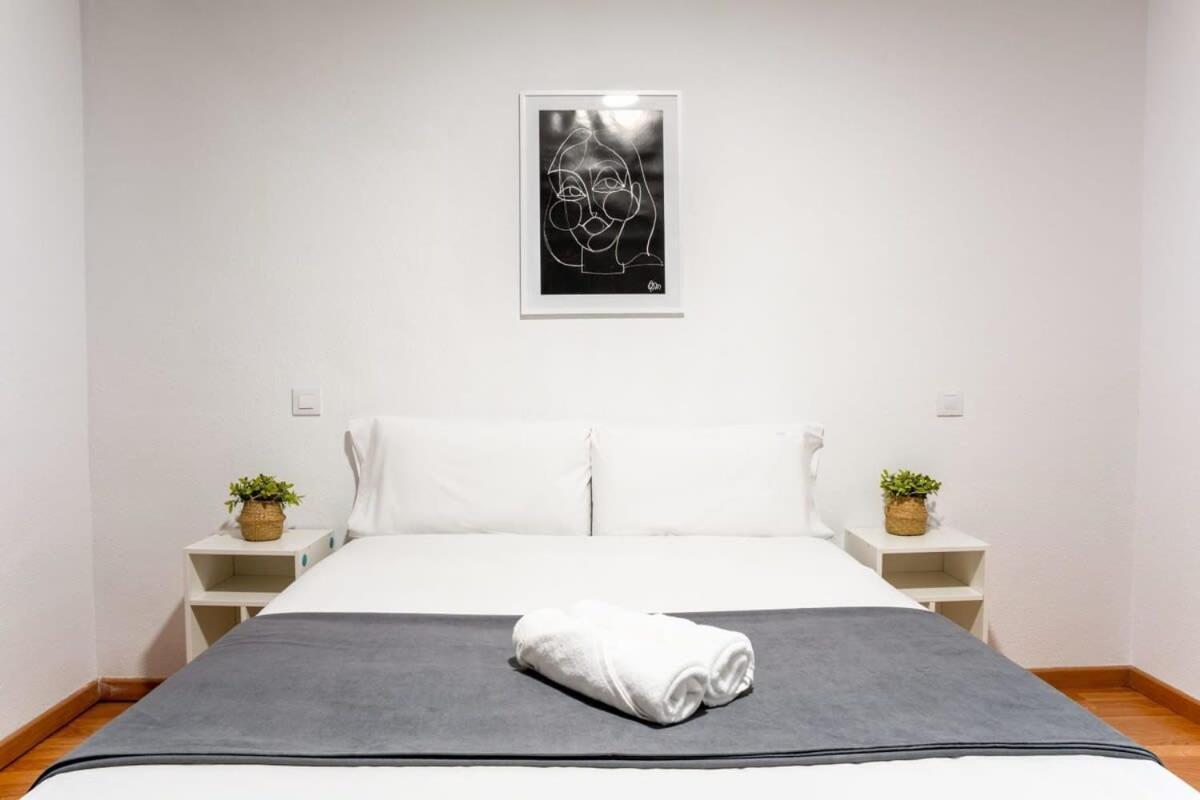 Lejlighed Plaza Urquinaona And Comfortable 3bd Barcelona